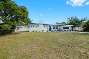 281 Iroquois St, Miami Springs