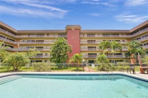 5300 Washington St R102, Hollywood