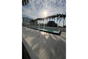 1600 Sw 1st Ave 412, Miami