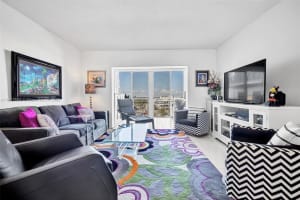 3800 Hillcrest Dr 709, Hollywood