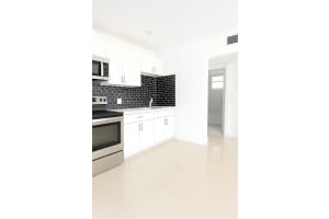 724 Nw 3rd Ct 2, Hallandale Beach 724 Nw 3rd Ct 2, Hallandale Beach