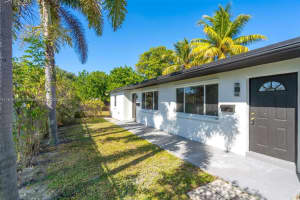 124 Se 2nd Ter 1-2, Hallandale Beach