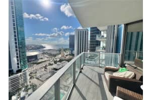 851 Ne 1st Ave 2605, Miami