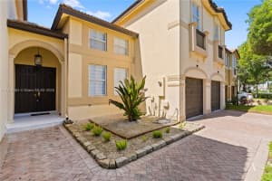 11032 Nw 48th Ln, Doral 11032 Nw 48th Ln, Doral