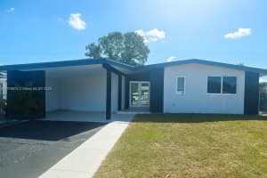 832 Nw 171st Ter, Miami Gardens