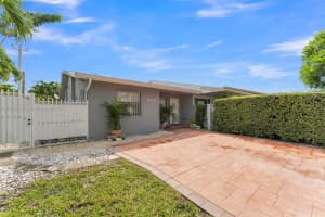 2401 Sw 102nd Ave, Miami