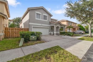 10842 Nw 53rd Ln, Doral