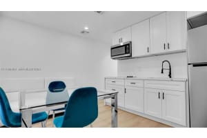 32 Sw 9th St 3, Hallandale Beach 32 Sw 9th St 3, Hallandale Beach