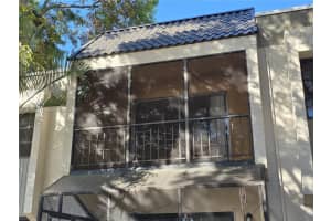 7925 Sw 104th St 201e, Miami