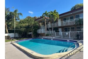 2838 Madison St 19, Hollywood