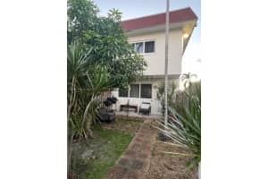 1480 Ne 151st St 101, Miami