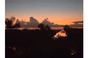 1121 Crandon Blvd D404, Key Biscayne