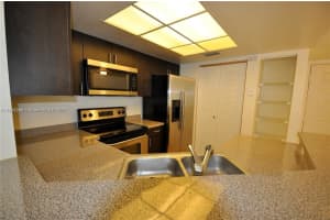 9250 W Atlantic Blvd 916, Coral Springs