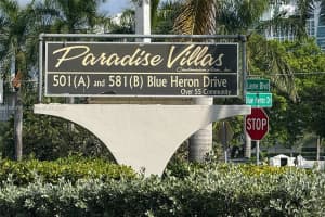 501 Blue Heron Dr 313-a, Hallandale Beach