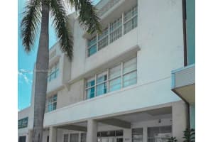7326 Collins Ave 205, Miami Beach