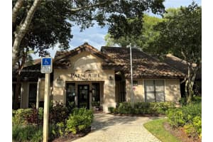 4341 W Mcnab Rd 27, Pompano Beach