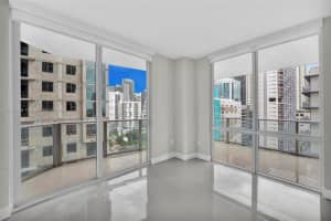 1010 Sw 2nd Ave 1004, Miami