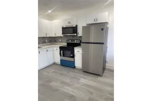 880 Nw 8th Ave 1, Pompano Beach