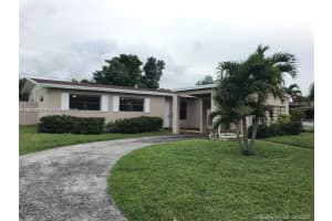 4710 Nw 12th St ., Lauderhill