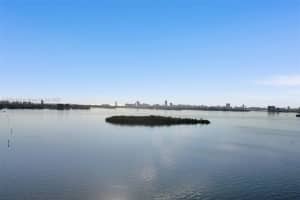 1800 Ne 114th St 2105, Miami