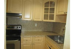 8001 W 6th Ave O, Hialeah