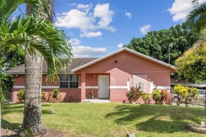 20851 Sw 242nd St, Homestead