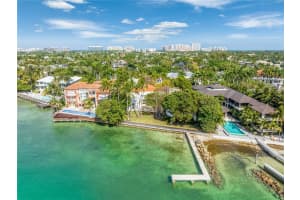 5 Harbor Pt, Key Biscayne