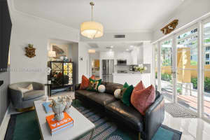 18475 Ne 30th Pl, Aventura