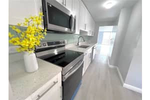 3660 Ne 166th St 505, North Miami Beach