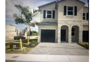 2631 Se 11th St 2631, Homestead