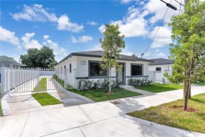 11970 Sw 213 1, Miami