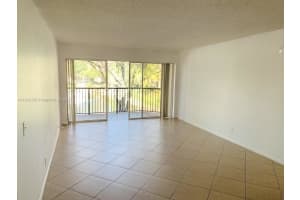 8851 Wiles Rd 204, Coral Springs