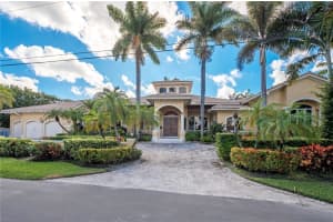 3220 Ne 165th St, North Miami Beach