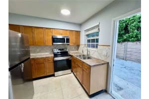 1529 Sw 22nd St 2, Fort Lauderdale