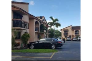 5261 W 25th Ct 904, Hialeah