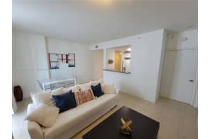 185 Se 14th Ter 1101, Miami