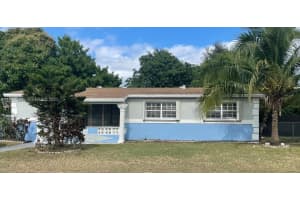 1225 Nw 189th Ter, Miami Gardens