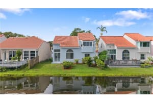 3835 Lombardy St, Hollywood