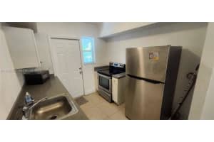 1050 98th St 2w, Bay Harbor Islands