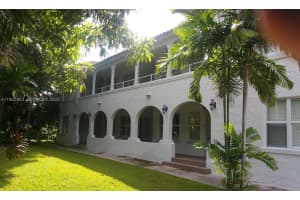 119 Cibao Ct 3, Coral Gables