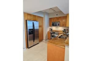 1755 E Hallandale Beach Blvd 1004e, Hallandale Beach