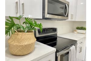 2436 Nw 49th Ter 4329, Coconut Creek