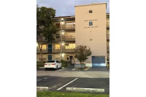 551 Sw 135th Ave 208b, Pembroke Pines