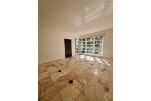 9350 E Bay Harbor Dr 6, Bay Harbor Islands