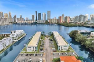 3922 Ne 166th St S105, North Miami Beach