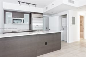 500 Brickell Ave 2608, Miami