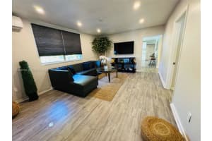 2205 Roosevelt St 4, Hollywood