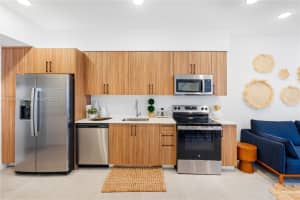 208 N Federal Hwy 615, Pompano Beach