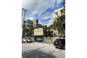 665 Ne 83rd Ter 112, Miami