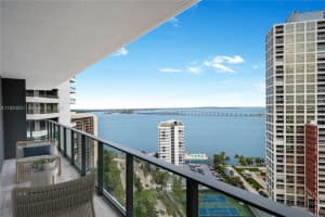 1451 Brickell Ave 2003, Miami
